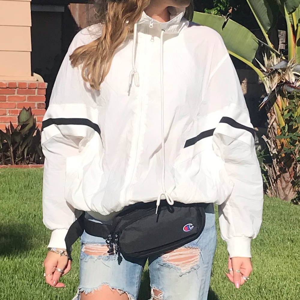 BLUE B lightweight white windbreaker jacket